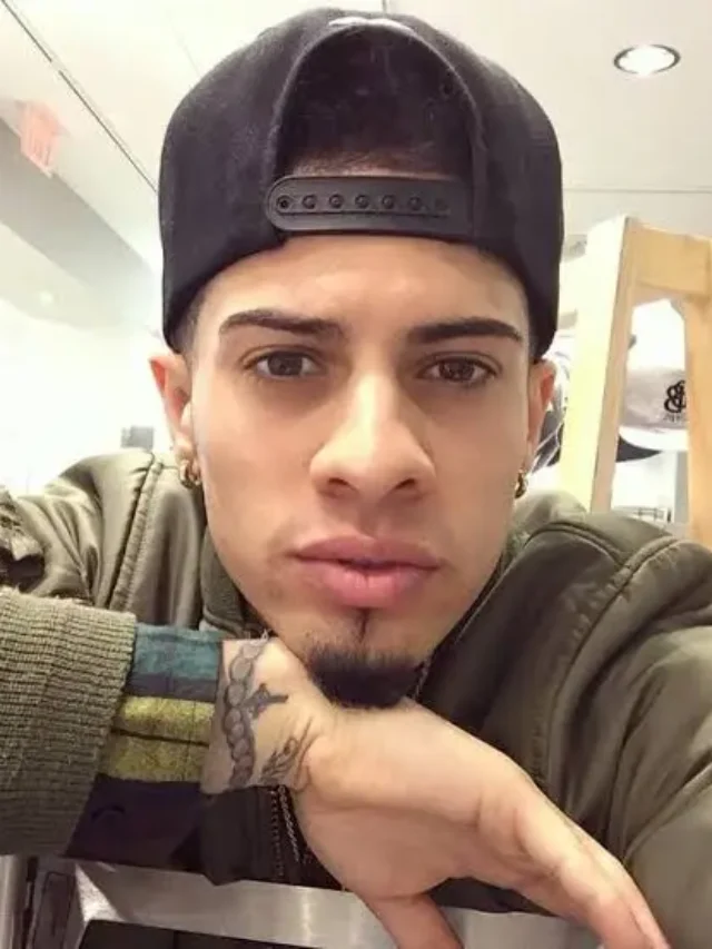 Austin McBroom age