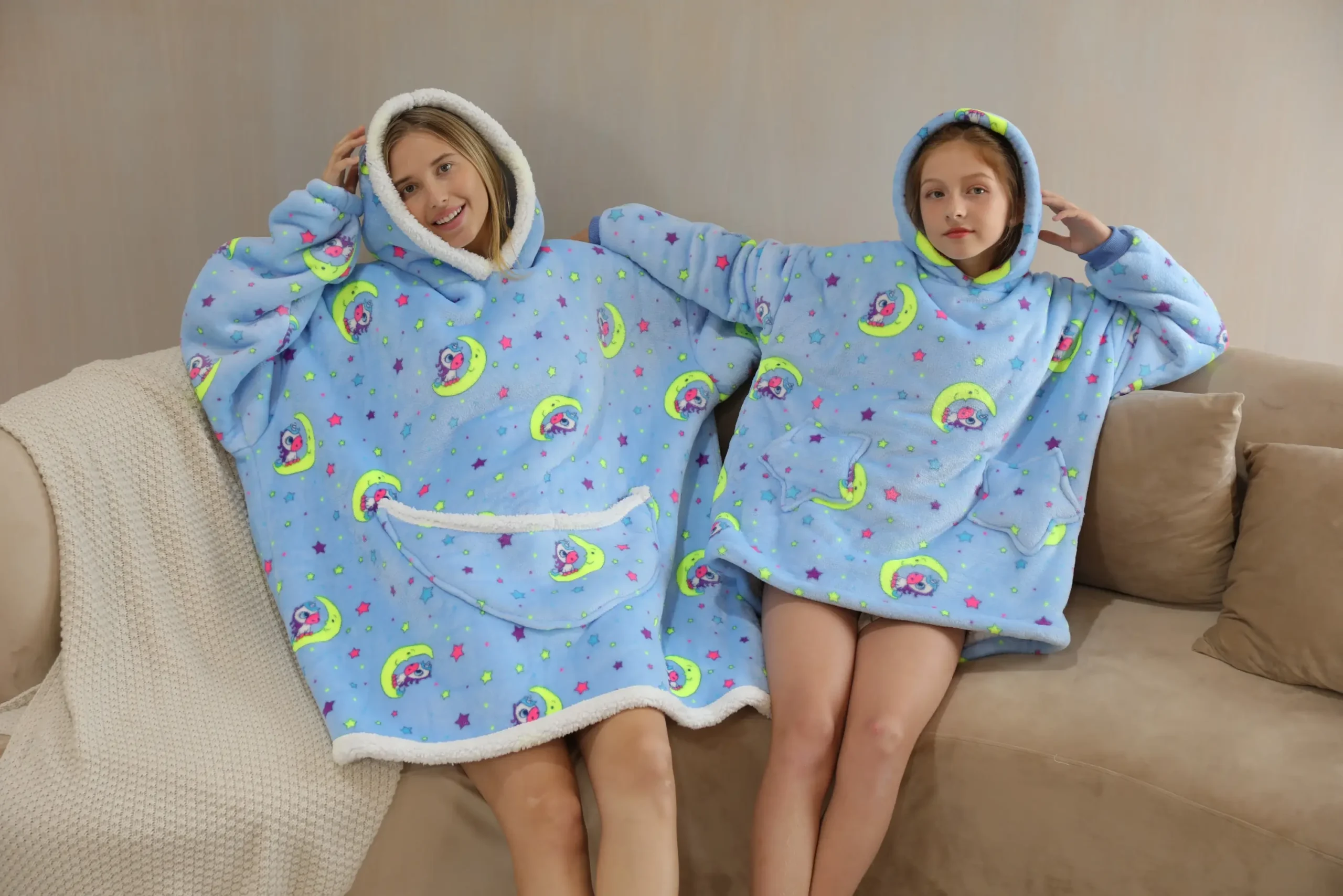 Oversized Wearable Hoodie Warm Flannel Sherpa Blanket Hoodie for Winter Men Women Pullover TV Sweatshirt - Image 31