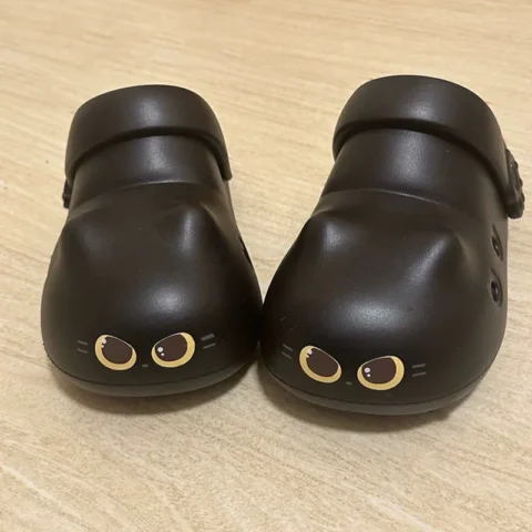 New creative black cat slippers