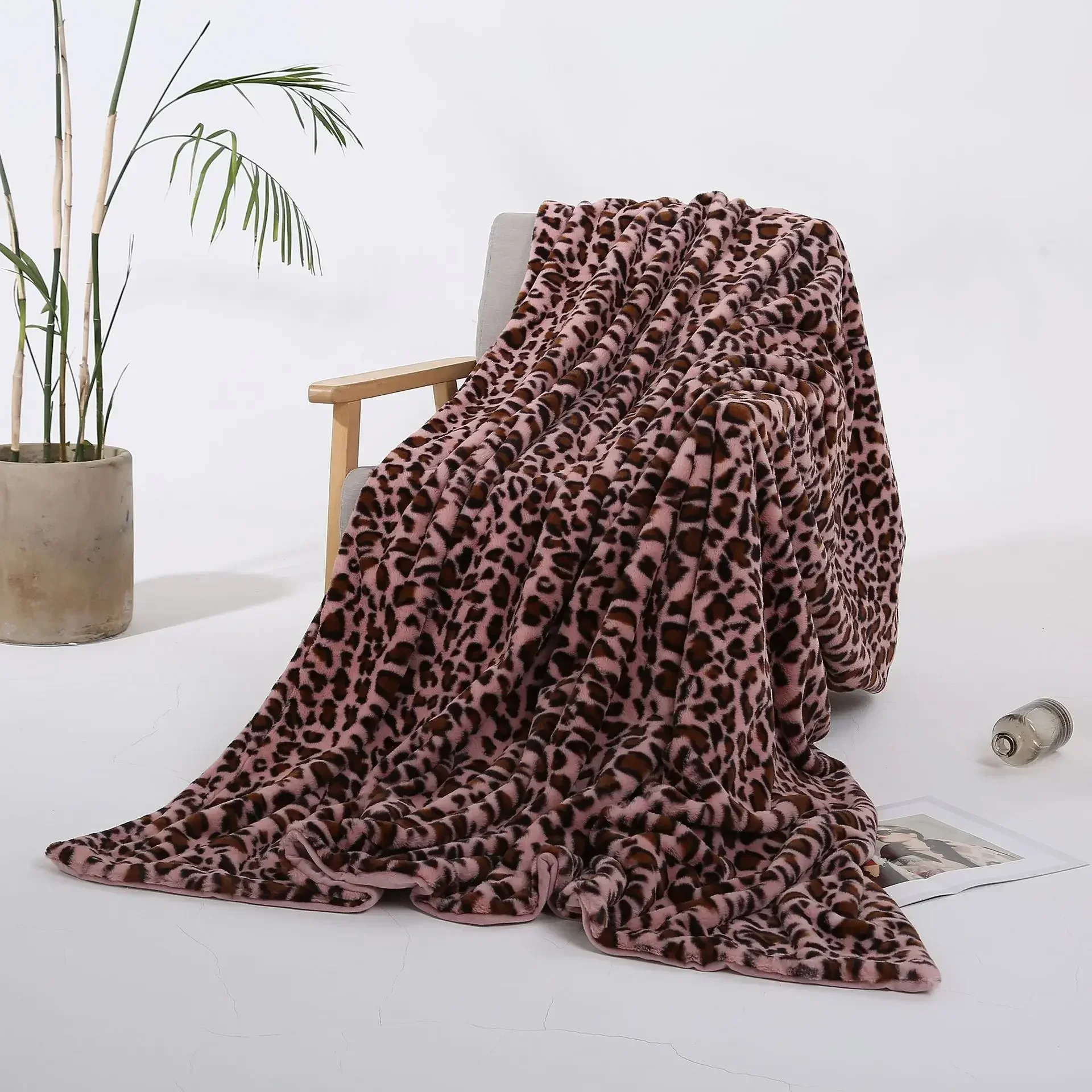 Imitation rabbit fur leopard print double-layer rest blanket,camping outdoor multi-functional throwing blanket,home sofa blanket - Image 9